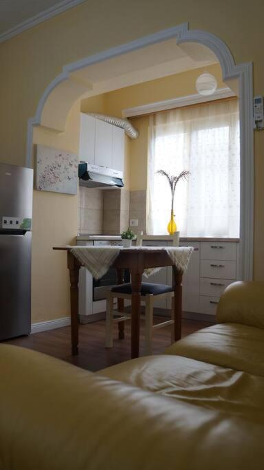 Alle'S M Shyri Studio Apartment تيرانا المظهر الخارجي الصورة