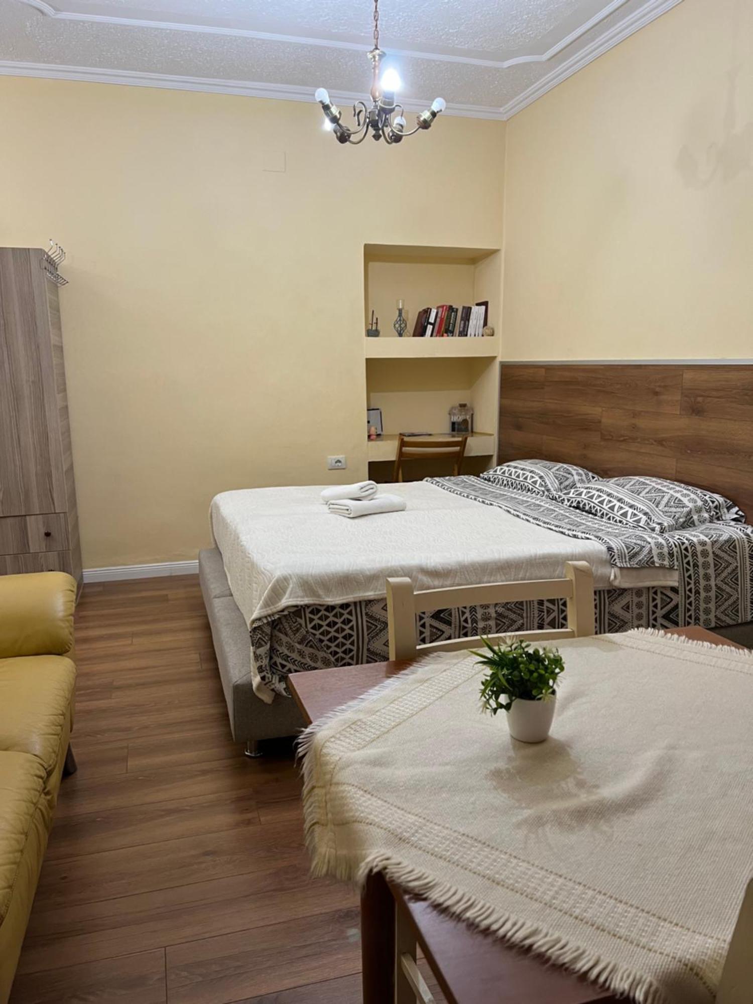 Alle'S M Shyri Studio Apartment تيرانا المظهر الخارجي الصورة
